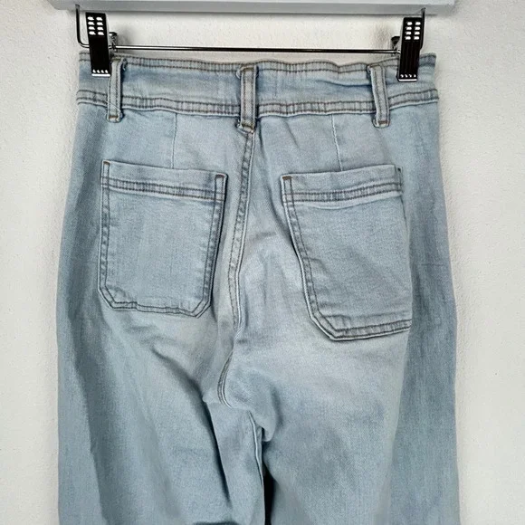 Wide Leg Cropped Jeans Frayed Hem High Rise Light Wash Denim Pants Womens - Picture 5 of 6